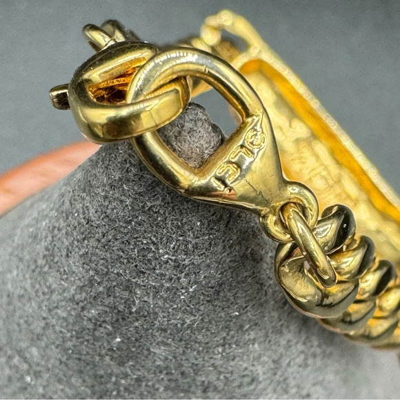 LCI Liz Claiborne Goldtone ID Bracelet - Picture 5 of 12